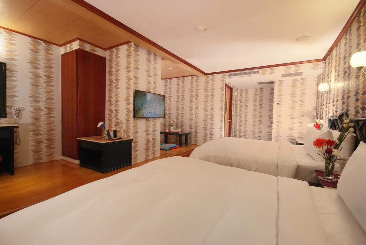 Pink Lotus Hotel Taipei Extérieur photo